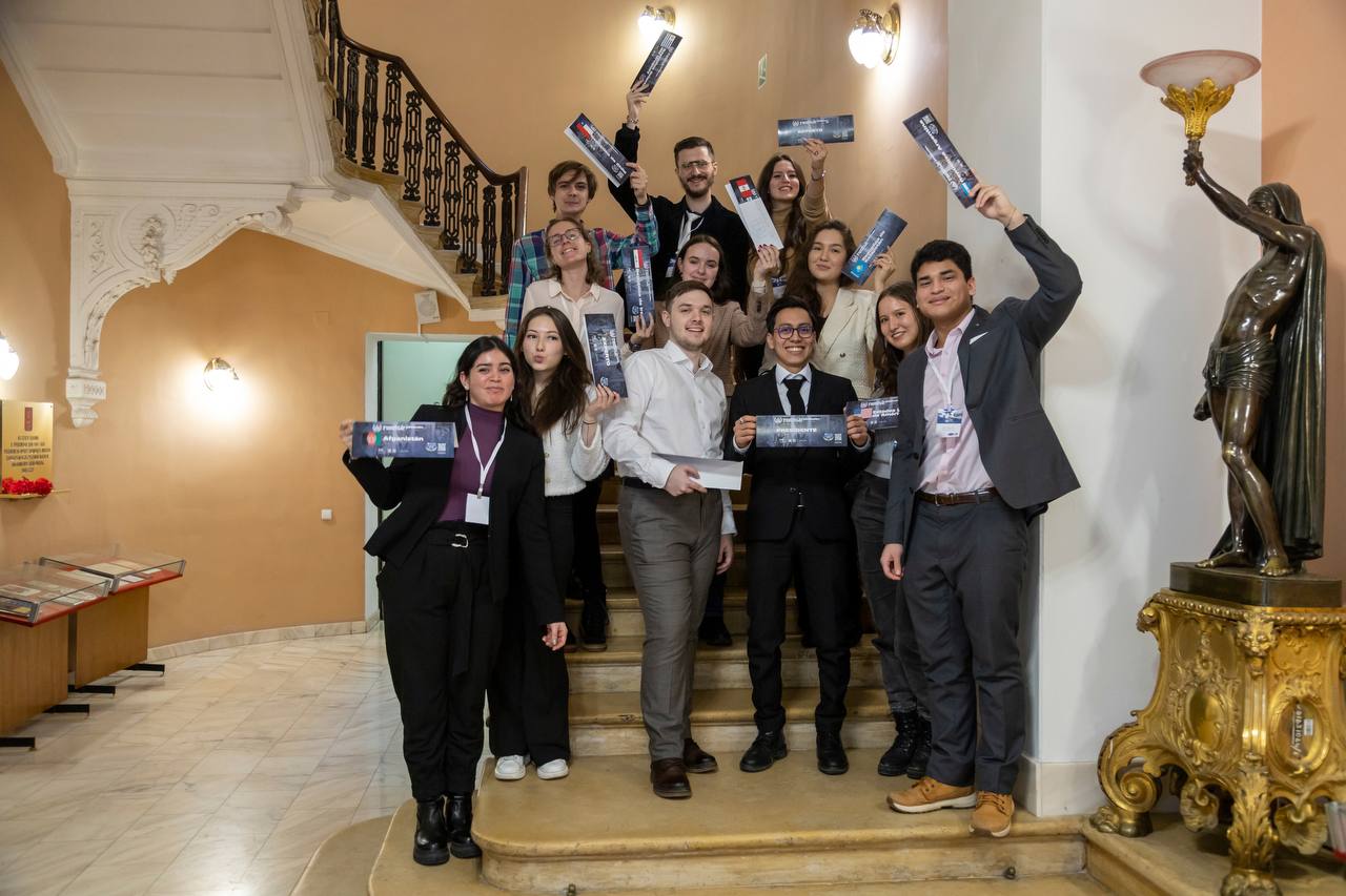 Студентка ИИЯ Полина Картавова на Модели ООН