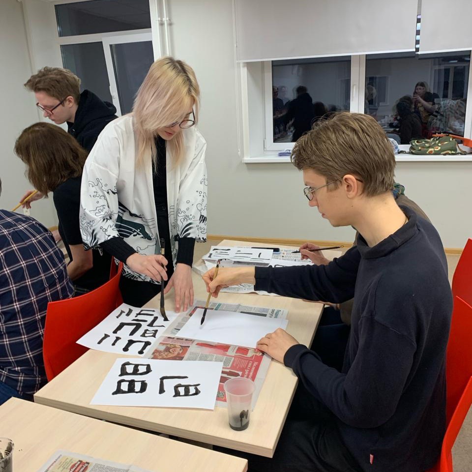 День открытых дверей для родственников студентов в ИИЯ