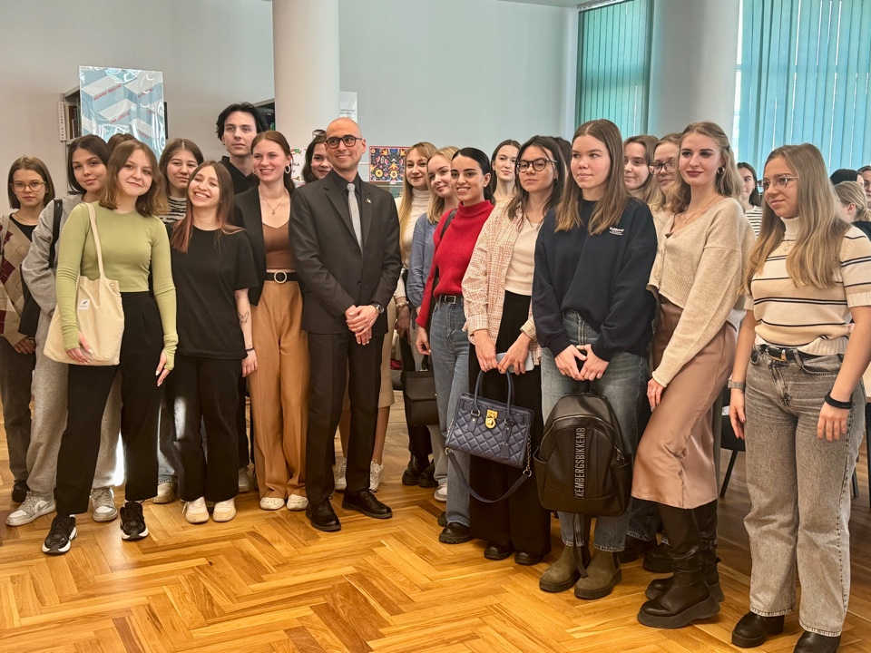 Лекция посла Мексиканских Соединенных Штатов в ИИЯ