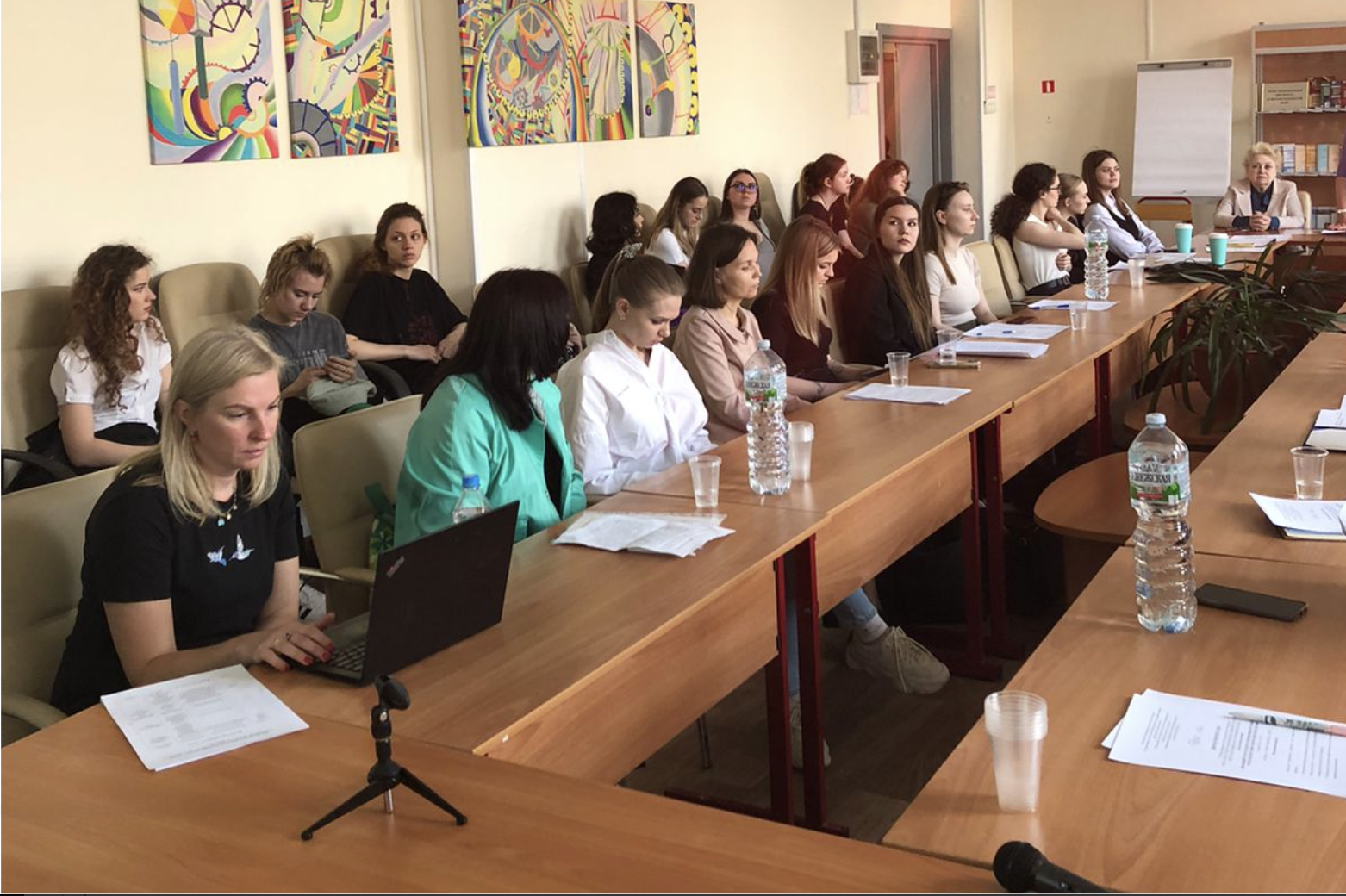 Снимок экрана 2024-04-14 в 23.31.40