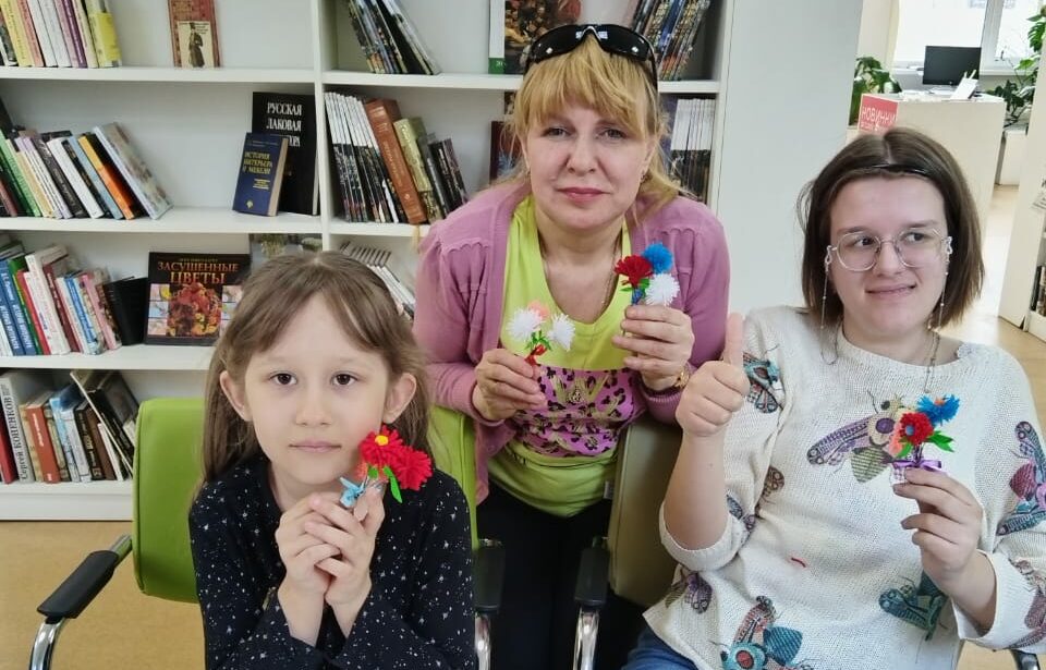 Весенний настрой: изготовление красочных сувениров