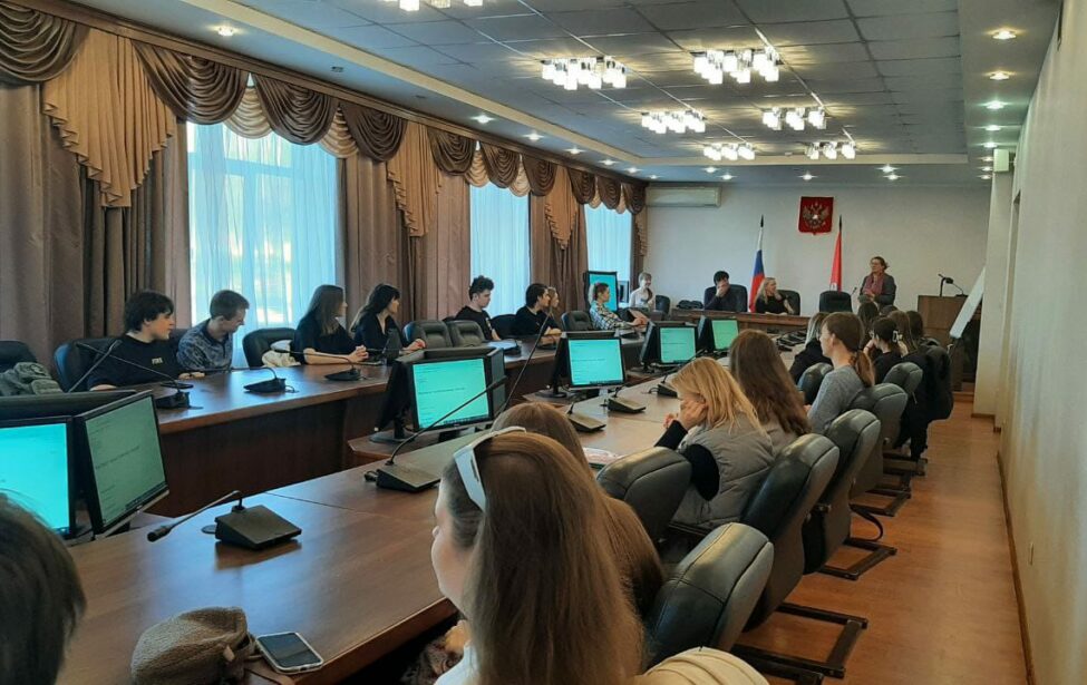 Лекции доцента ИИЯ во Владимире