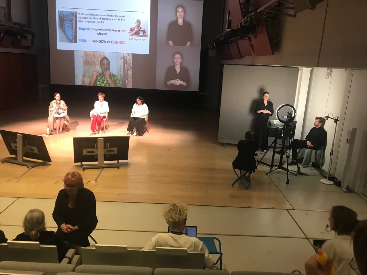 Преподаватели МГПУ на конференции «Исследуя сообщество глухих – 2024»