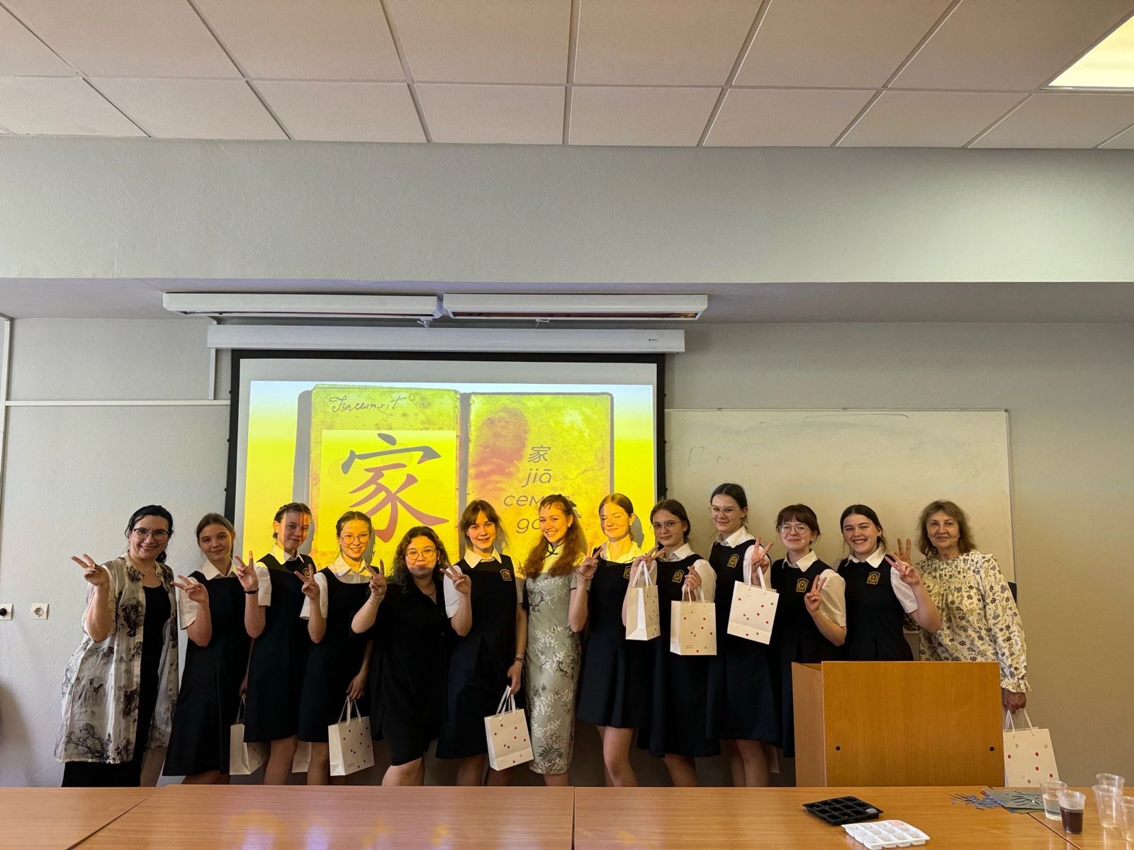 PМероприятие для воспитанниц пансиона МО РФ в рамках Года семьи в ИИЯ