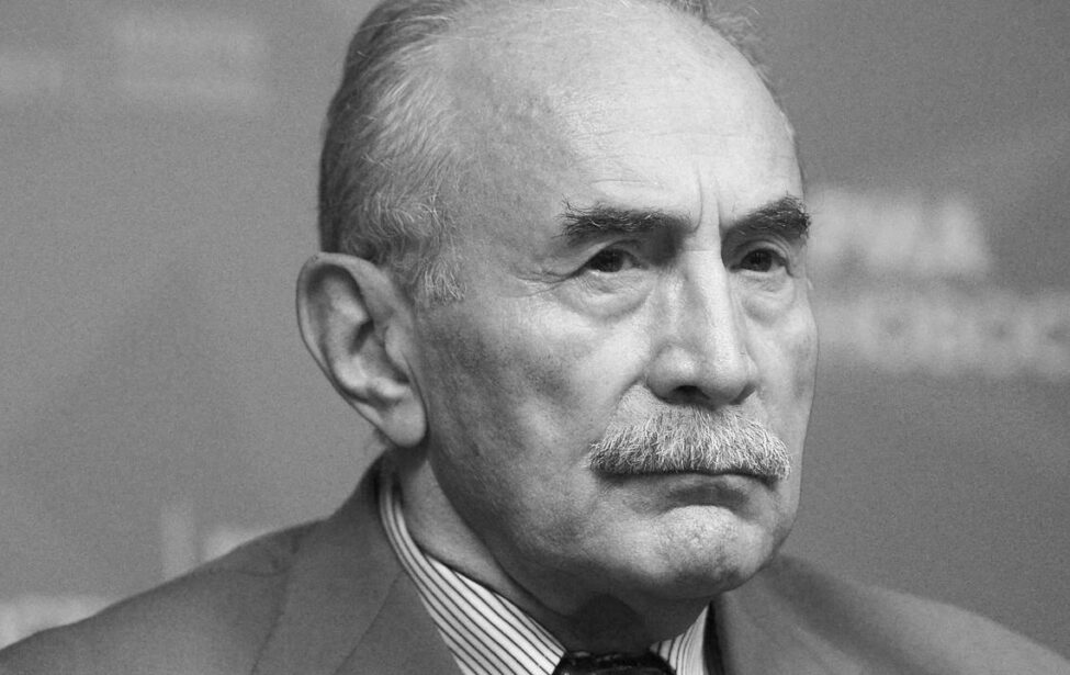 Ушел из&nbsp;жизни Асламбек Аслаханов