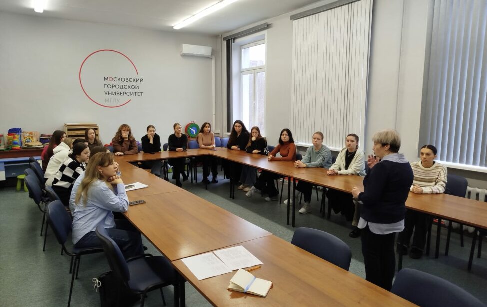 Профориентационный клуб &laquo;Риторика без голоса&raquo;