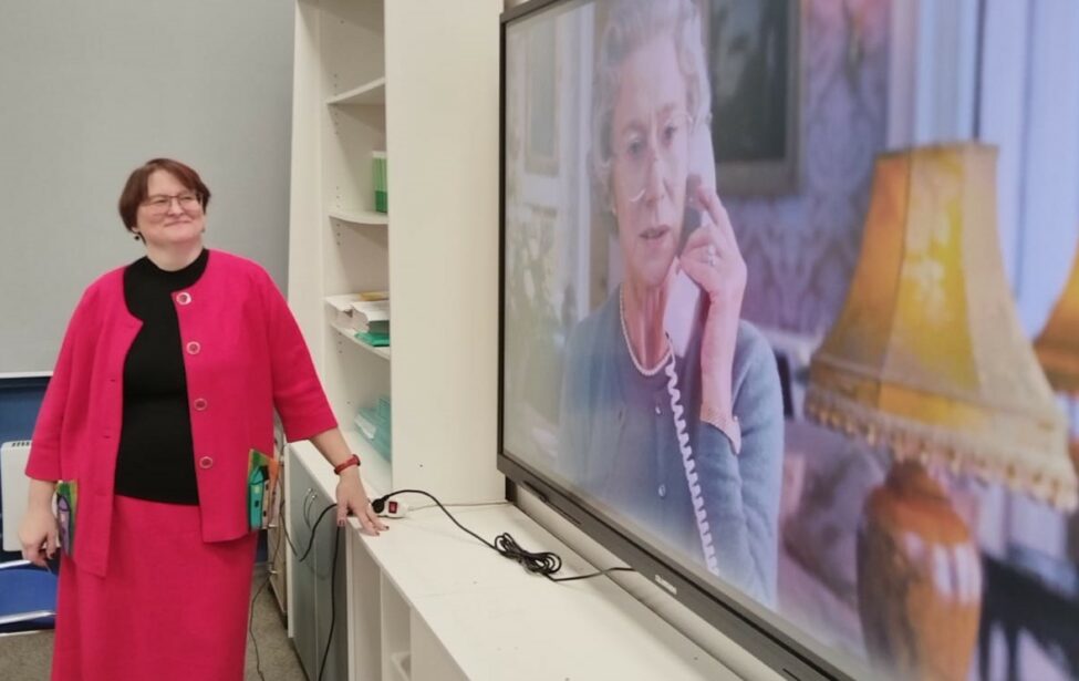 Преподаватели ИИЯ рассказали, что такое негативная вежливость