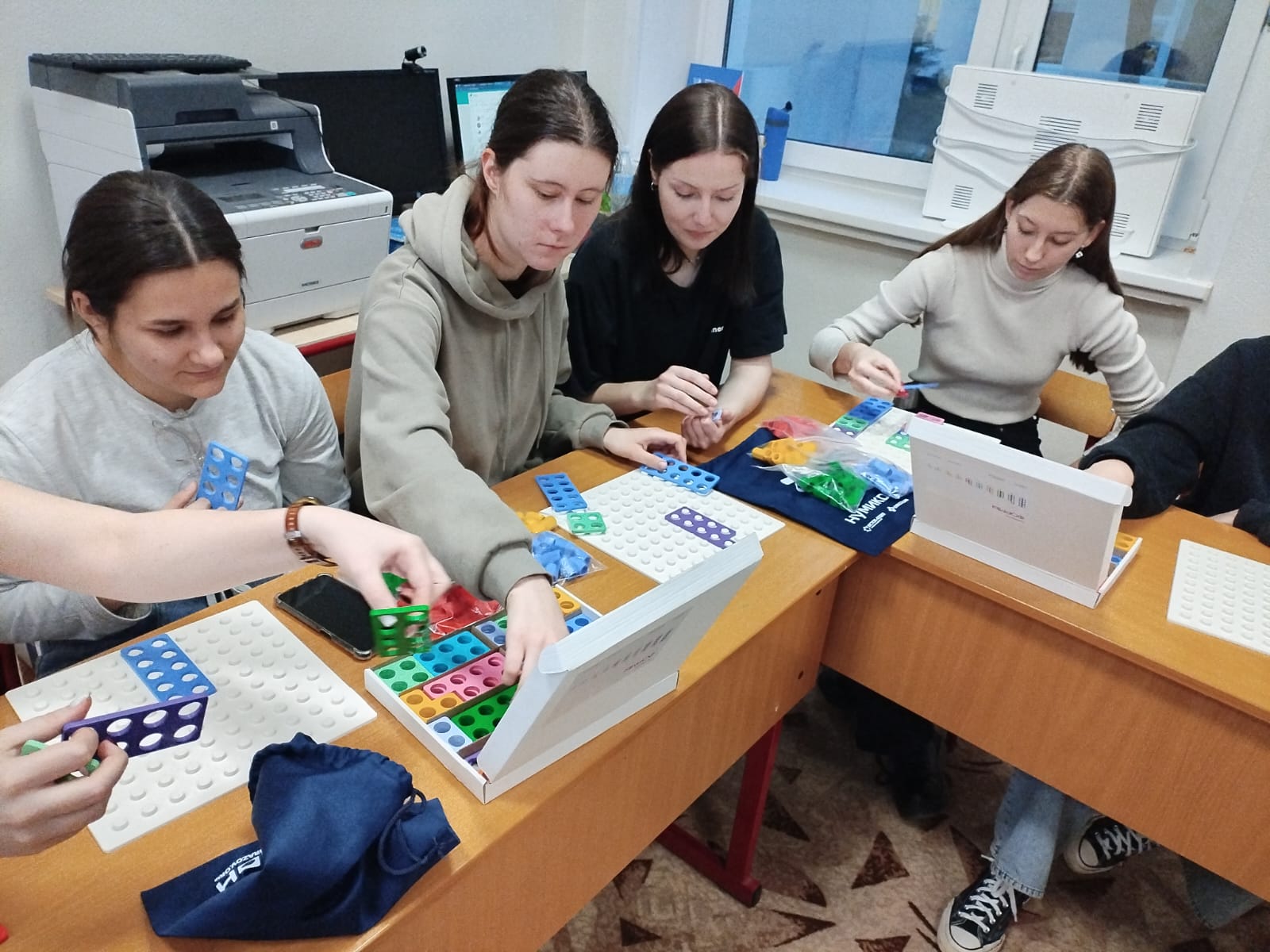 Студенты ИСПО опробовали комплекс «Нумикон» по обучению детей с ОВЗ