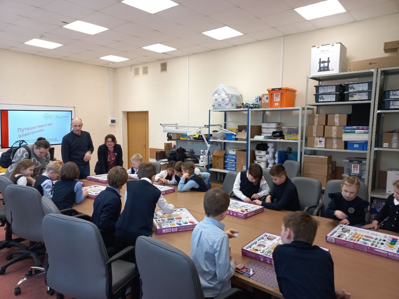 Научный праздник «Путешествие в мир электроники. Пайка» прошел в «Старт-ПРО»