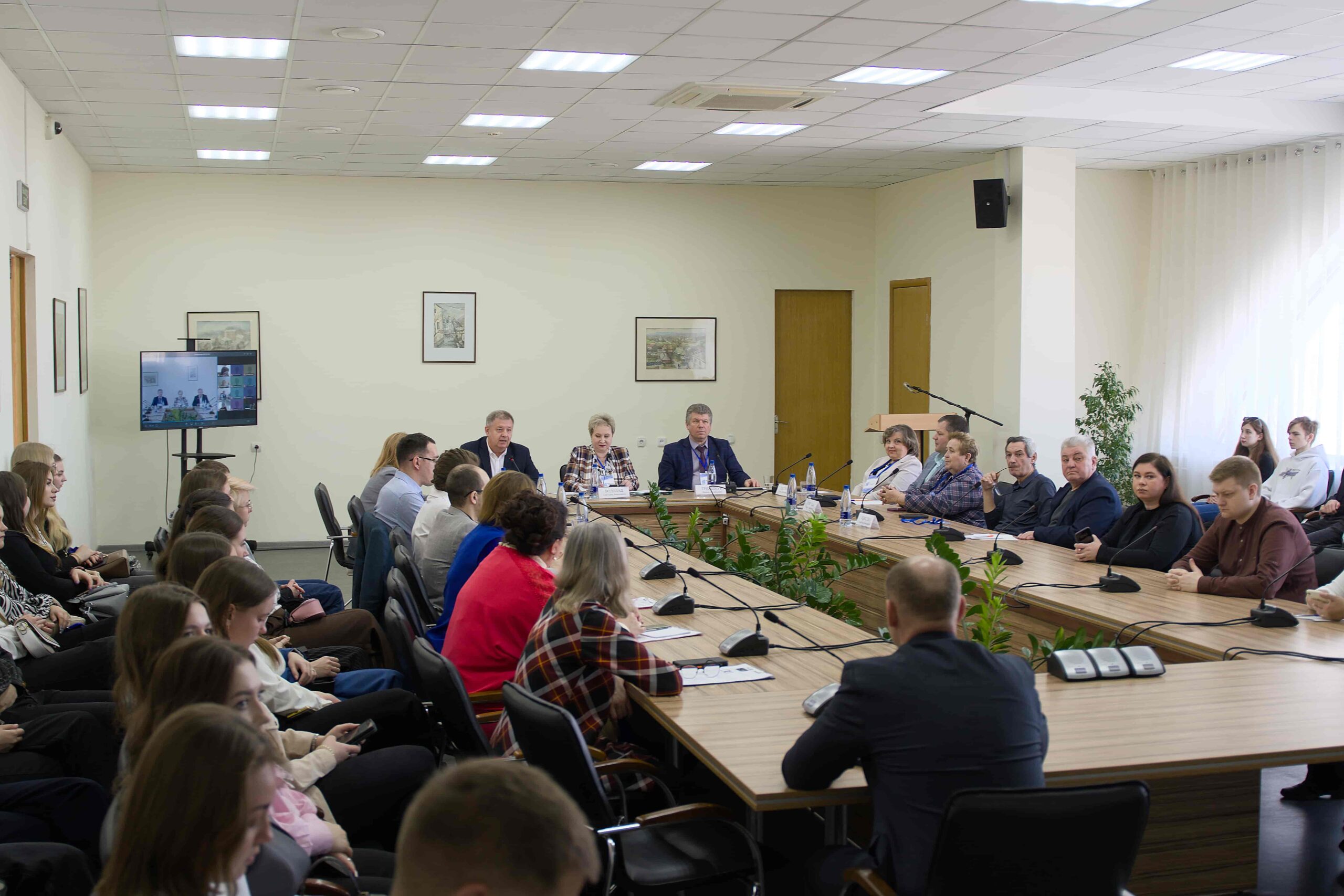 Профессор ИЦО рассказал о подготовке педагогов к использованию ИИ в образовании