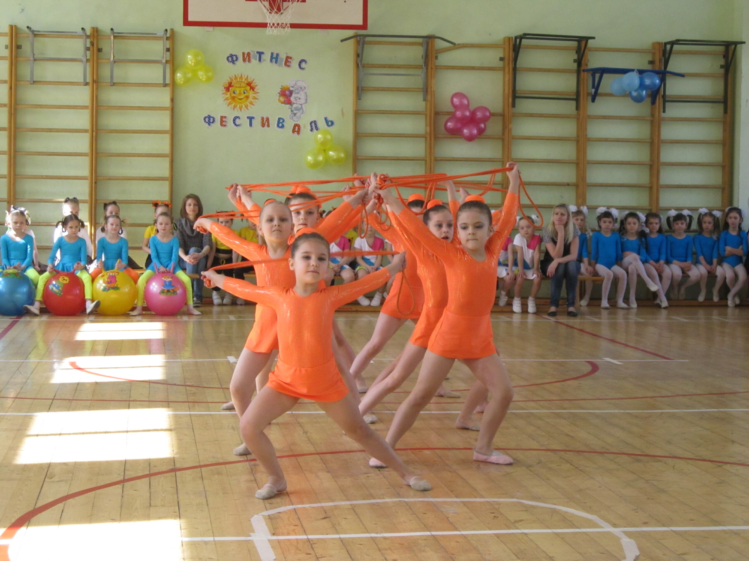53 команды приняли участие в детском фитнес-фестивале от ИППО