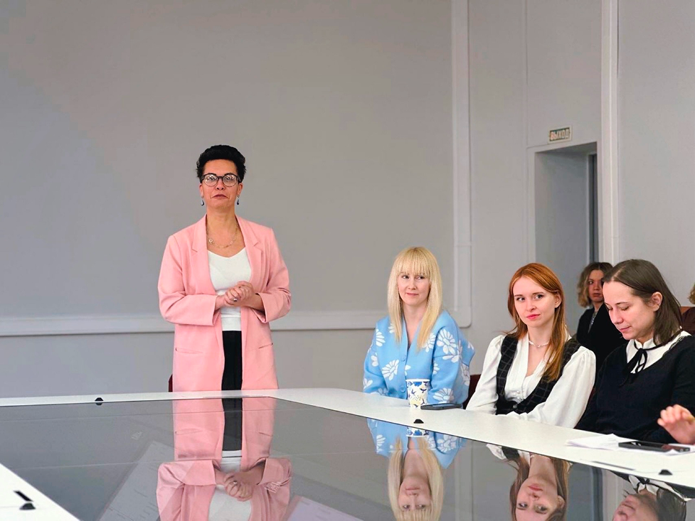 Слушатели программы ИНО защитили итоговые аттестационные работы