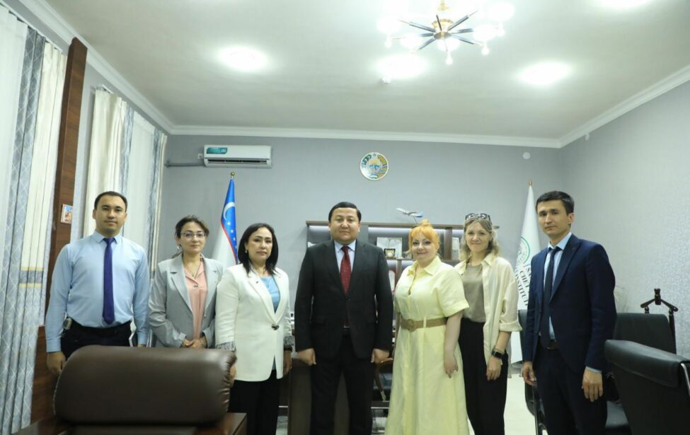 Представители ИИЯ в Самаркандском государственном институте иностранных языков