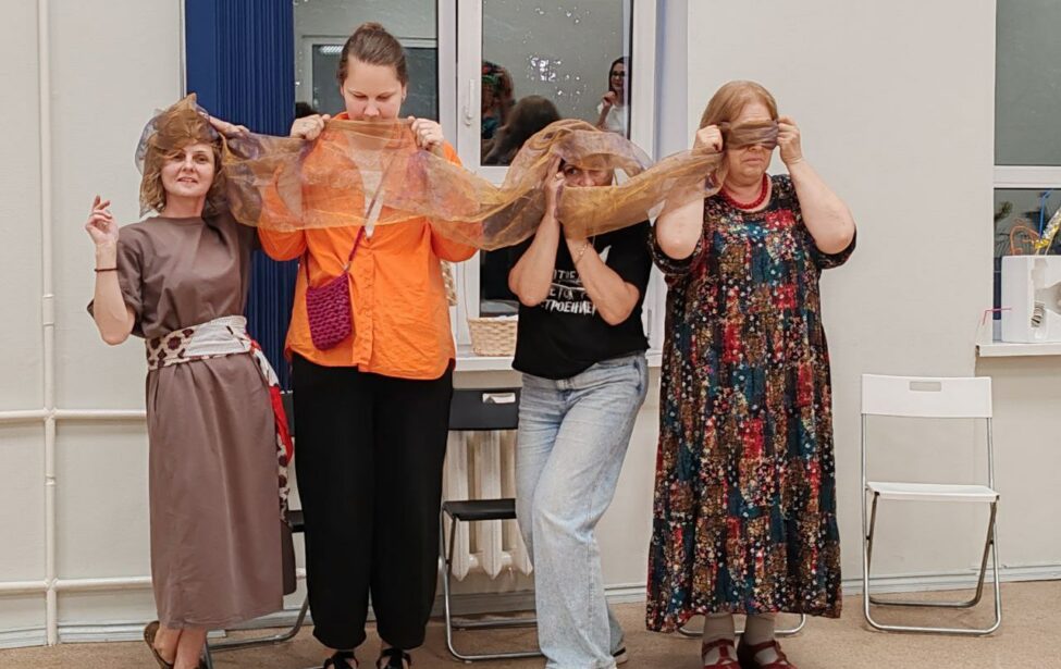 «Ярко, неожиданно и вдохновенно»: итоги встречи клуба «Откроем книгу»