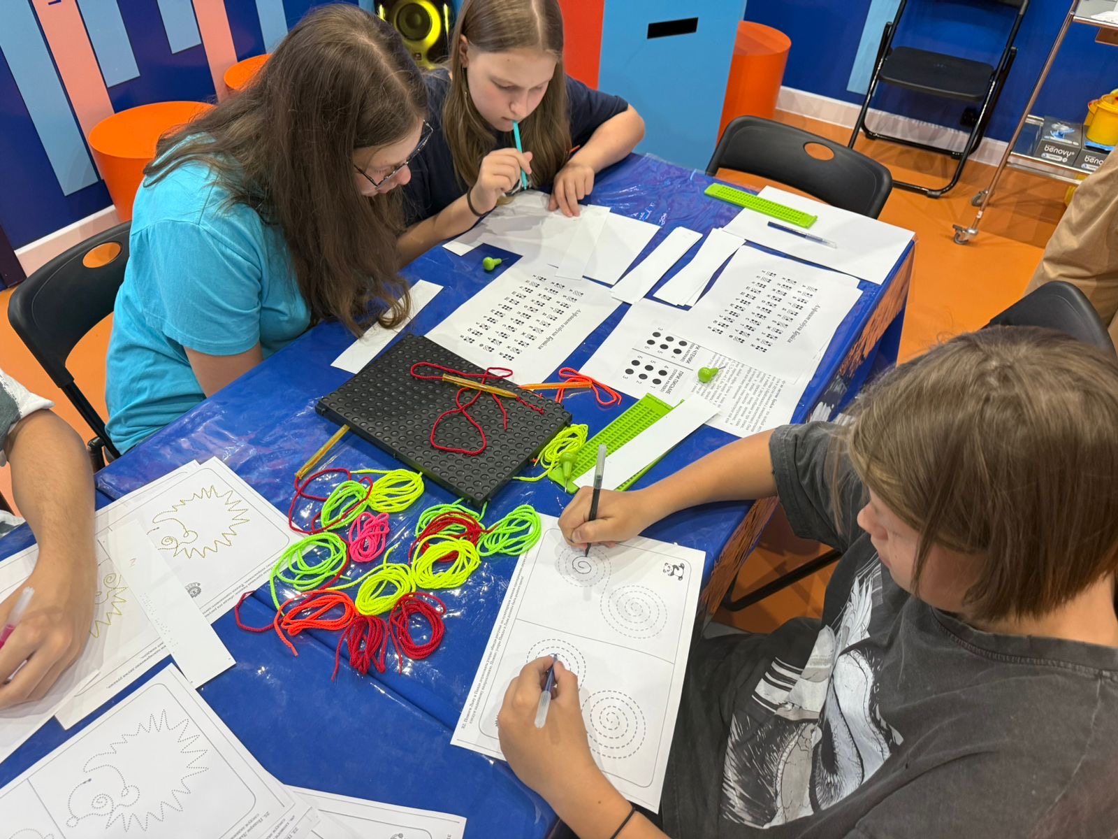 cc51403c-3f51-4f53-98ea-e21157a3600e