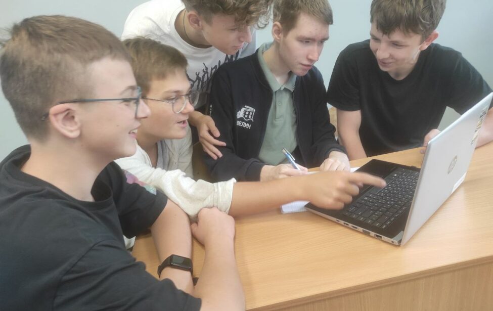 Ученики 9 классов Цифровой школы МГПУ приняли участие в «Математической регаты»