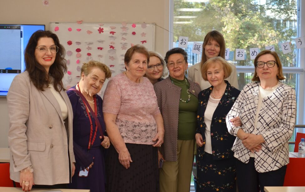 В ИИЯ отметили 80-летие доктора педагогических наук Людмилы Нечаевой