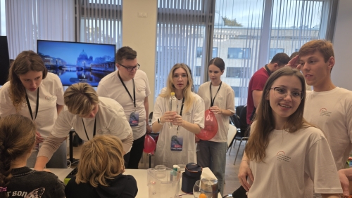 Студенты ИЦО приняли участие во всероссийском детском фестивале «НАУКА 0+»