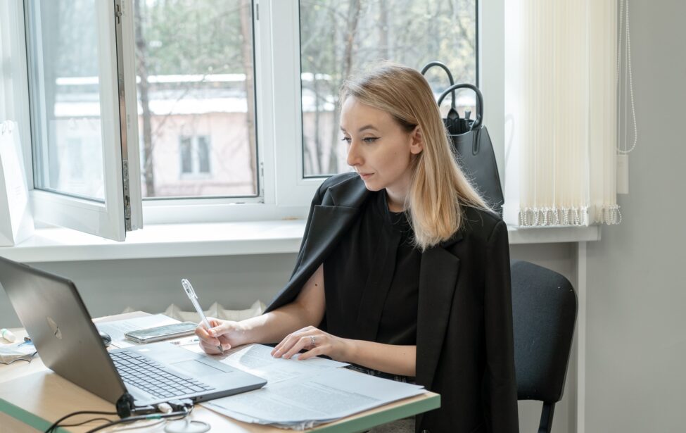 Наставник победителей: Евгения Малкина о подготовке медалистки «Я — профессионал»