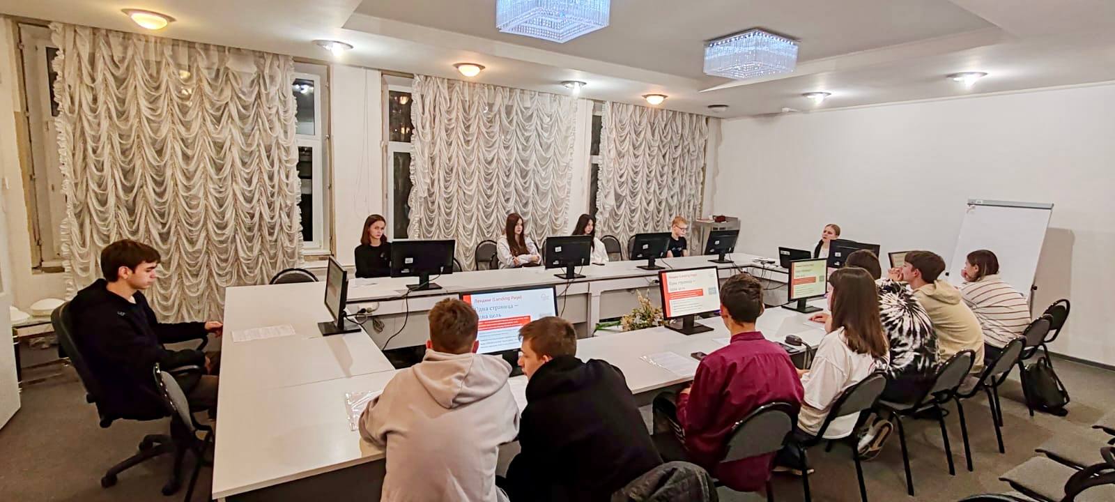 МГПУ и МИЭТ разработали IT-курсы для школьников и студентов колледжей