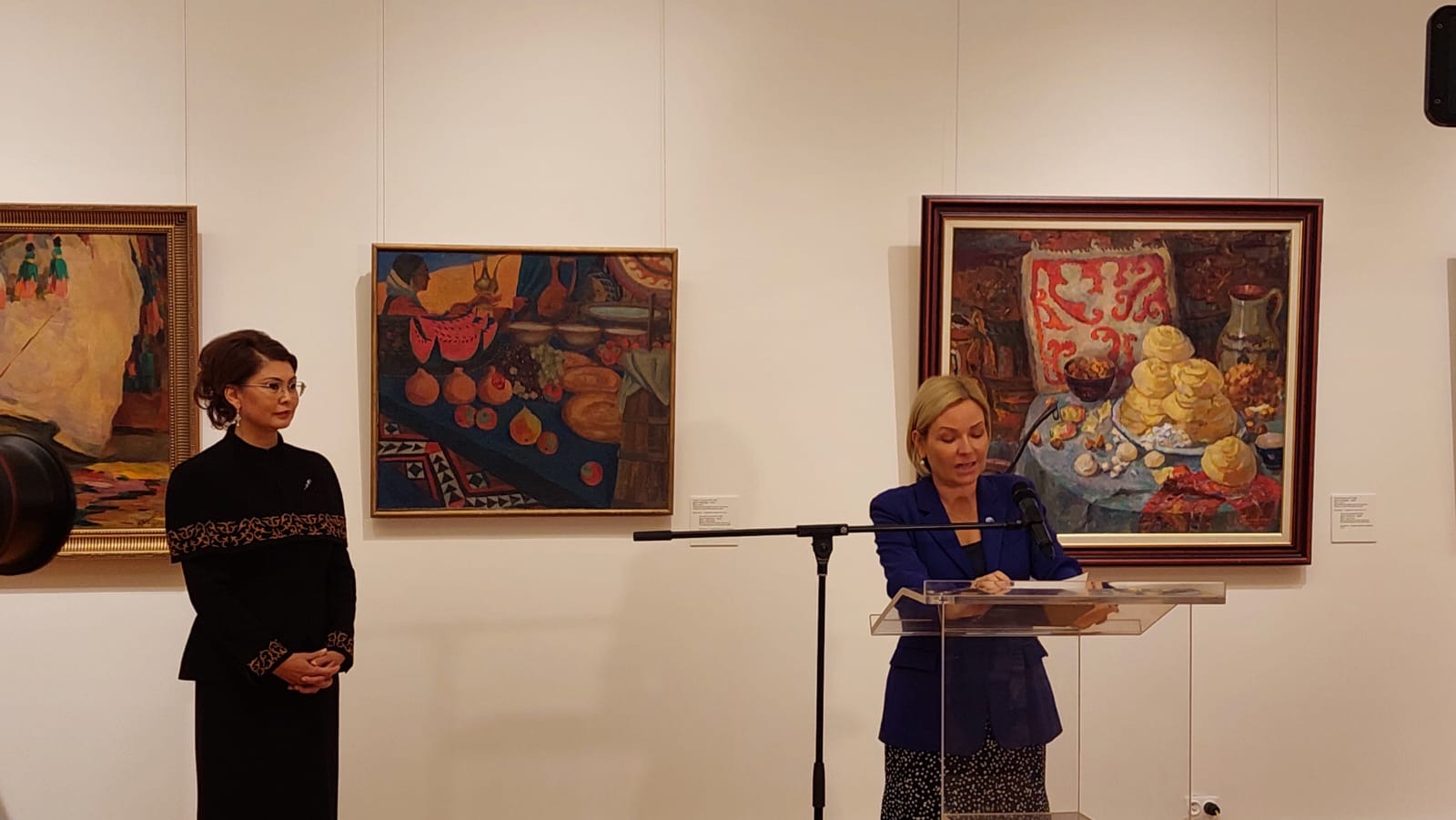 608d7462-b1c4-4654-ba2d-30fe20cdd8a7