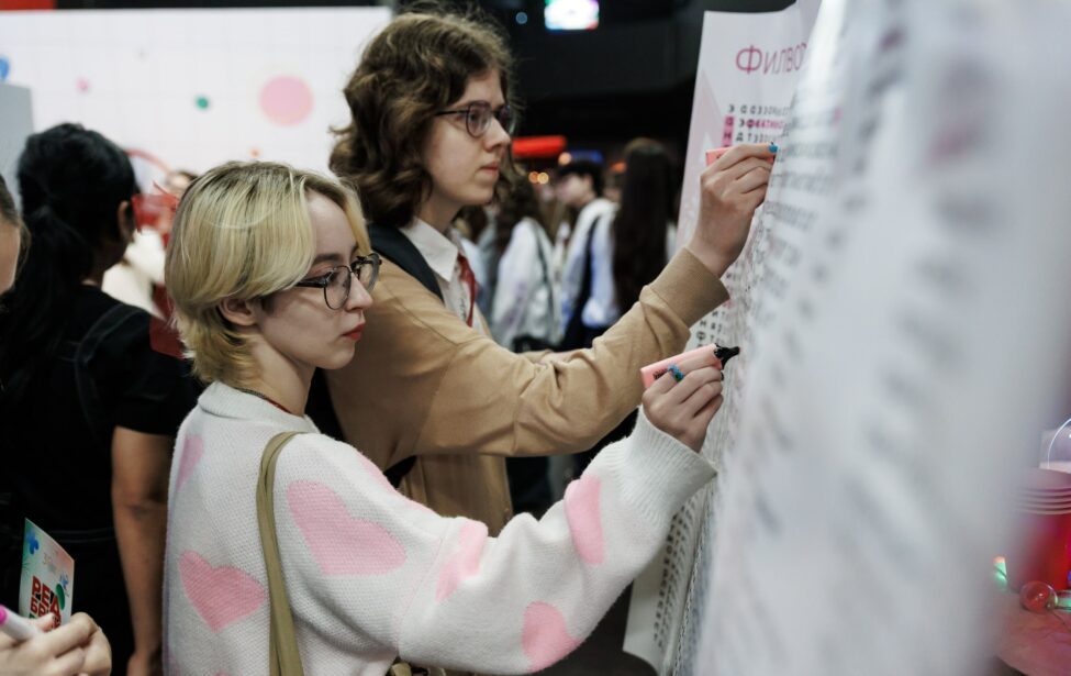 Первокурсники ИЦО рассказали о первых студенческих событиях