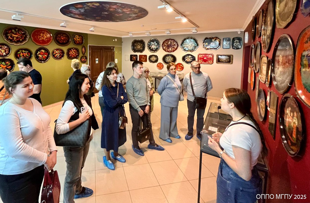 Члены ОППО МГПУ посетили Жостово