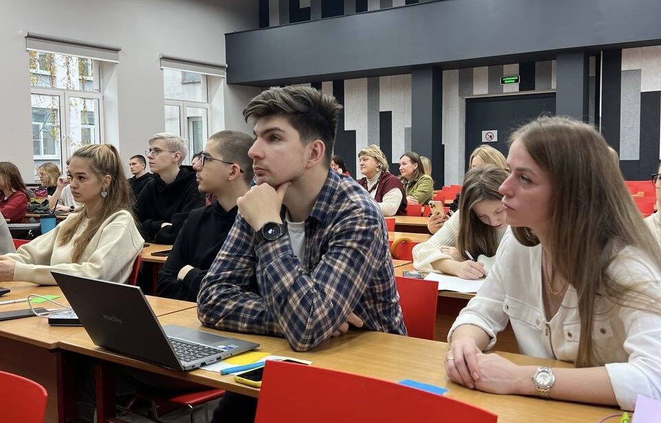 В ИППО обсудили сценарии использования тренажеров в учебном процессе