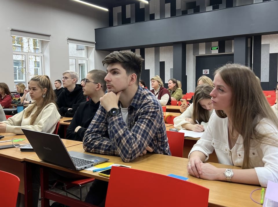 В ИППО обсудили сценарии использования тренажеров в учебном процессе