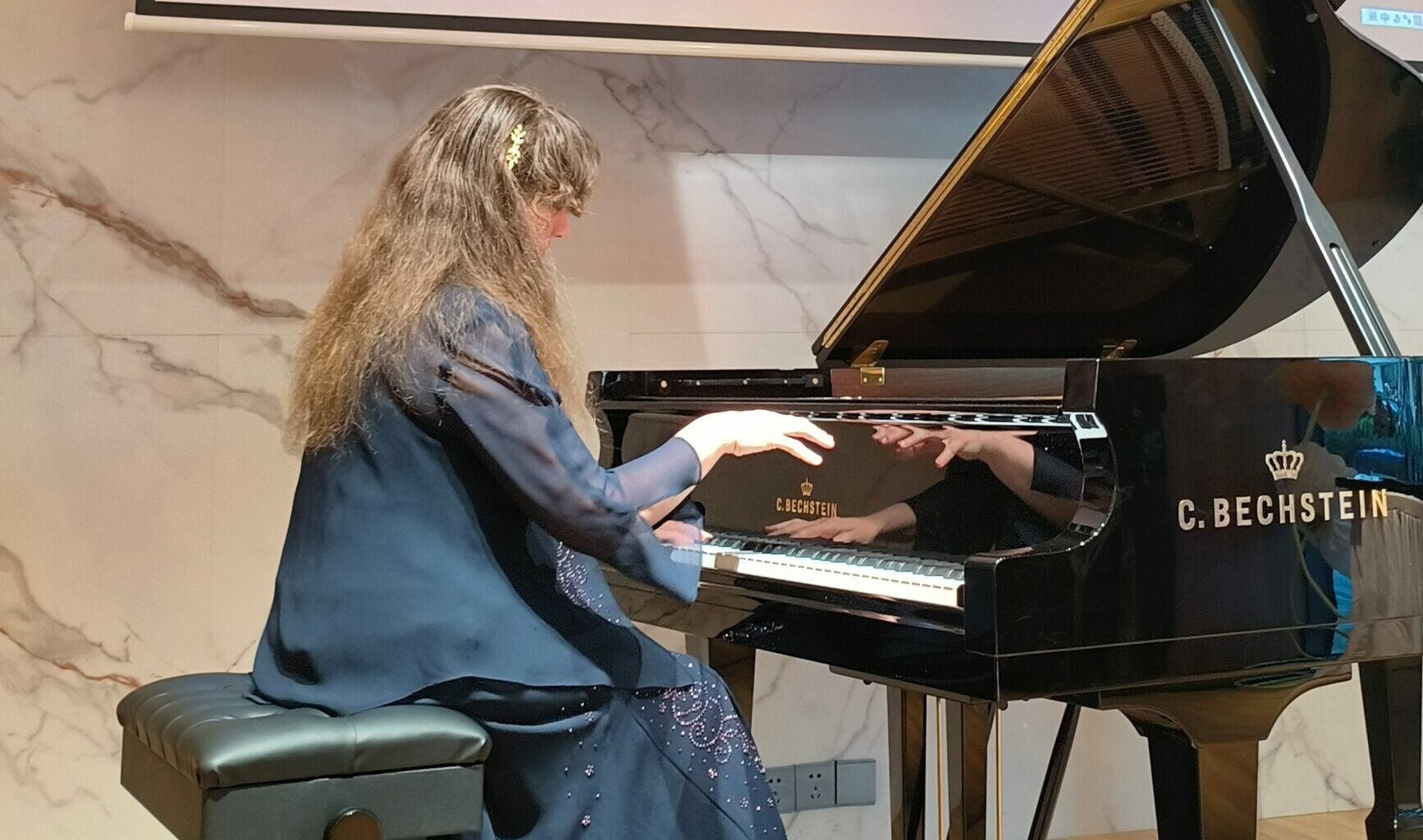 Доцент ИКИ МГПУ Ольга Георгиевская провела серию мастер-классов в Хэншуйском университете