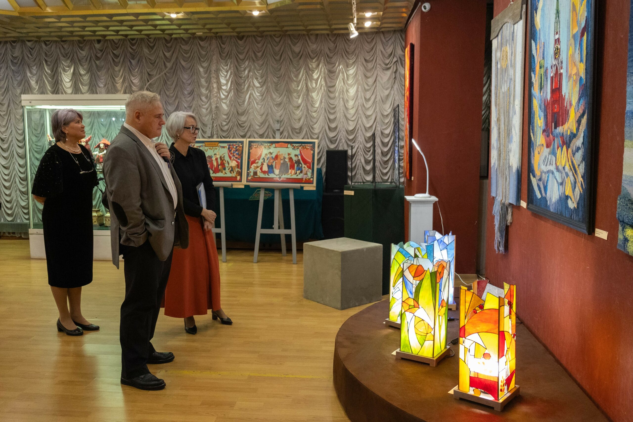 В галерее «Тушино» открылась выставка работ выпускников МГПУ