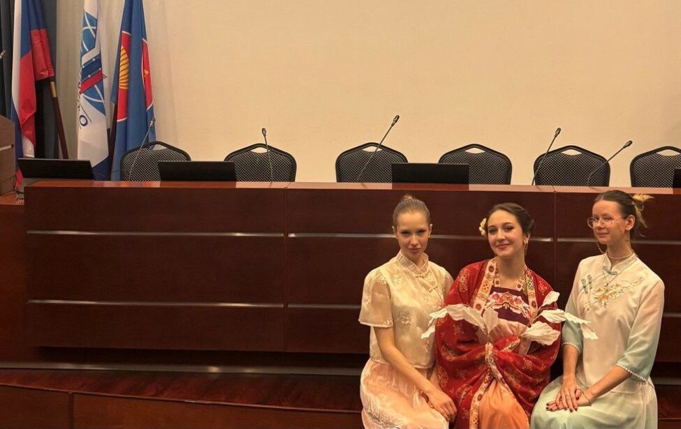 МГПУ ИИЯ — в числе лучших: победа на конкурсе поэзии Востока