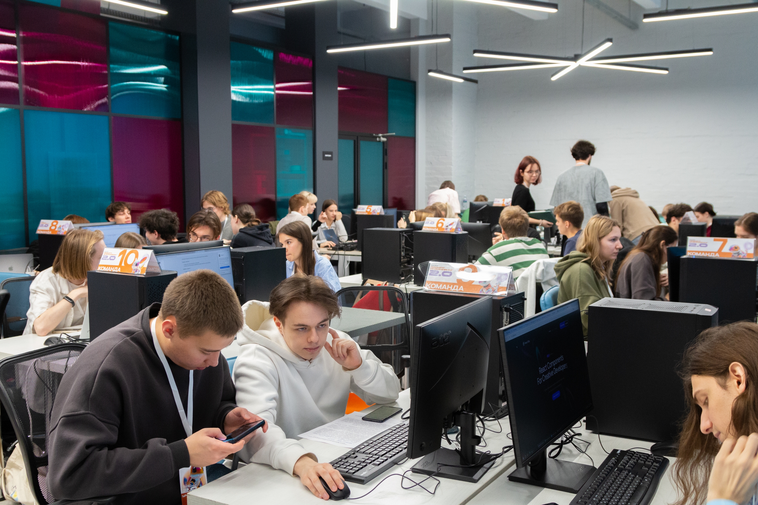 новость хакатон «Промпт-инжиниринг 2.0»