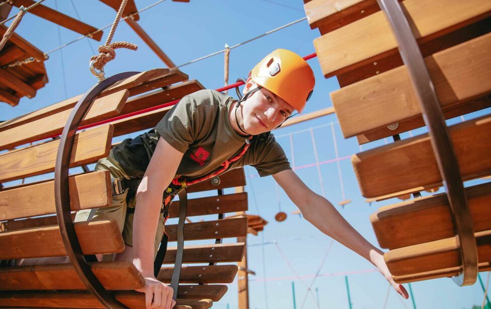 Станьте частью детских спортивно-патриотических палаточных лагерей