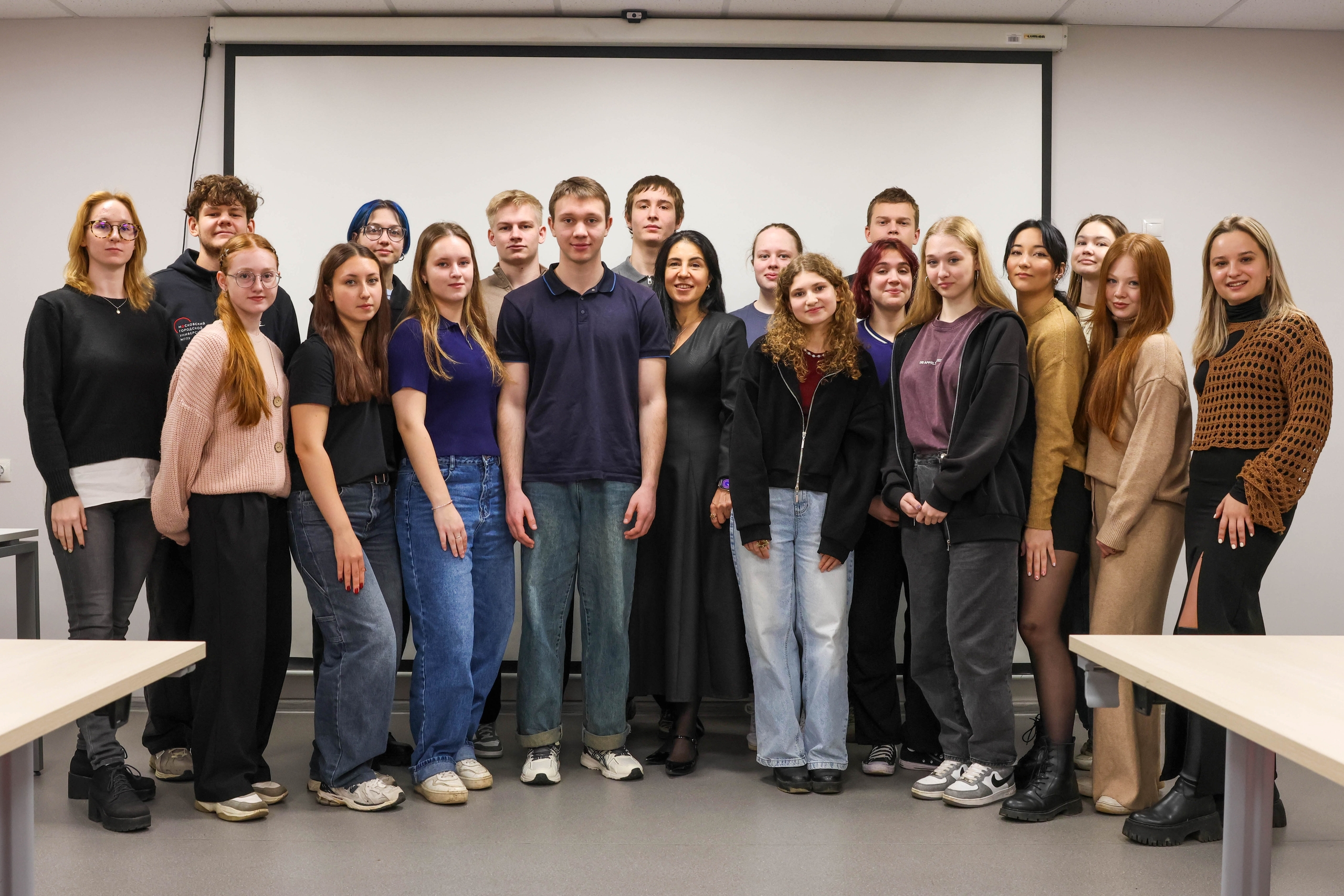 В ИЕСТ прошла «Педагогическая гостиная» с творческими проектами