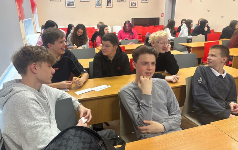 Угадай мелодию