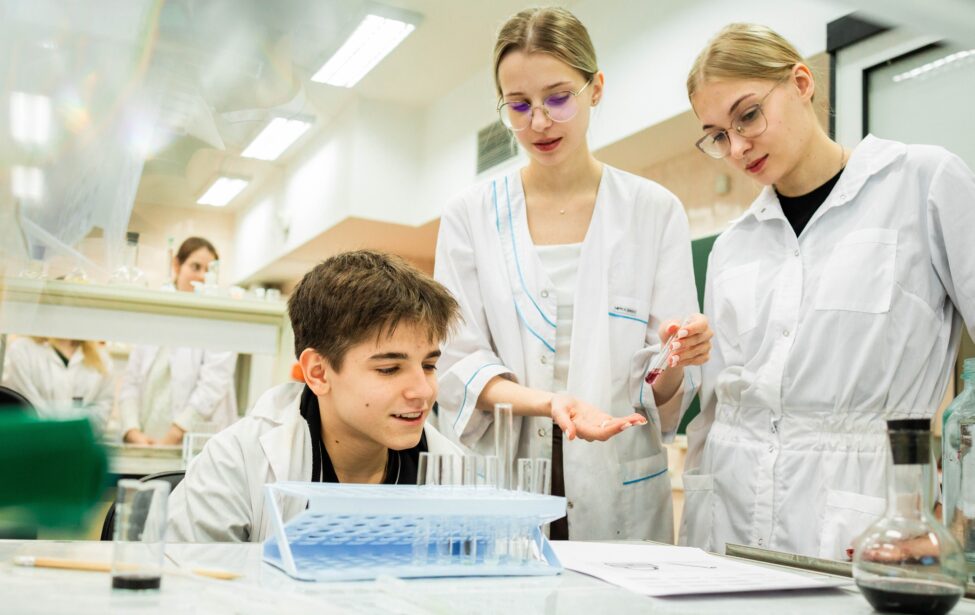 В&nbsp;МГПУ прошел профориентационный &laquo;Учебный день с&nbsp;ИЕСТ&raquo; для школьников