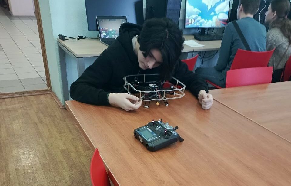 Вебинар &laquo;Базовое техническое обеспечение занятий по&nbsp;пилотированию БЛА в&nbsp;школе. С&nbsp;чего начать?&raquo;