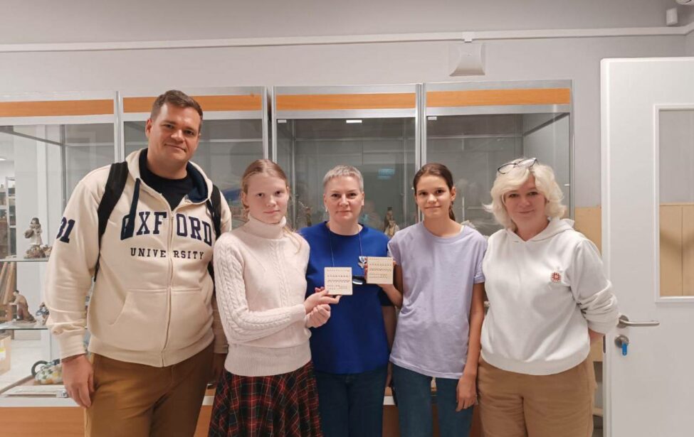 Доцент ИКИ провела мастер-класс «Резьба по дереву» в ДШИ им. М.А. Балакирева