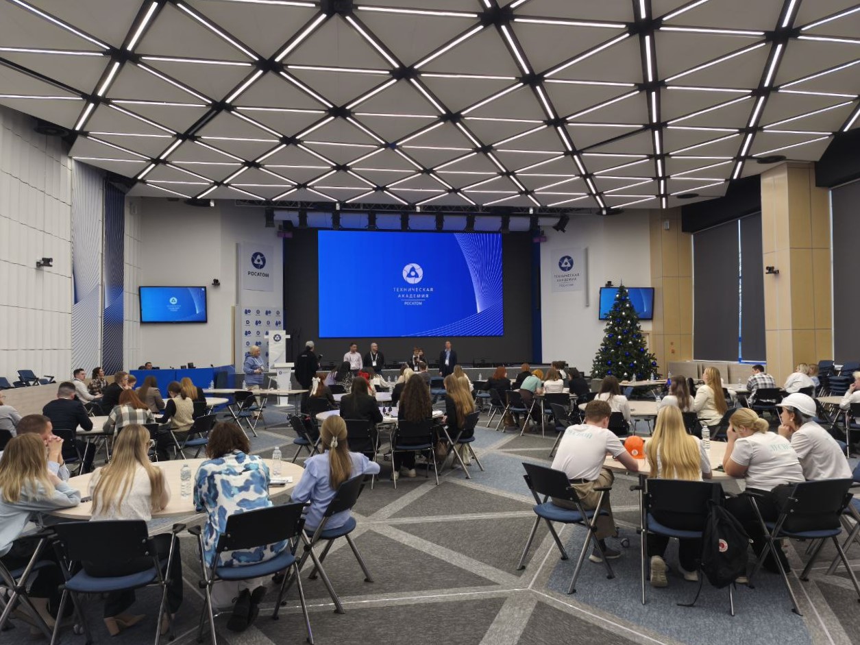 Студенты ИЦО приняли участие в работе проекта "Больше, чем работа"