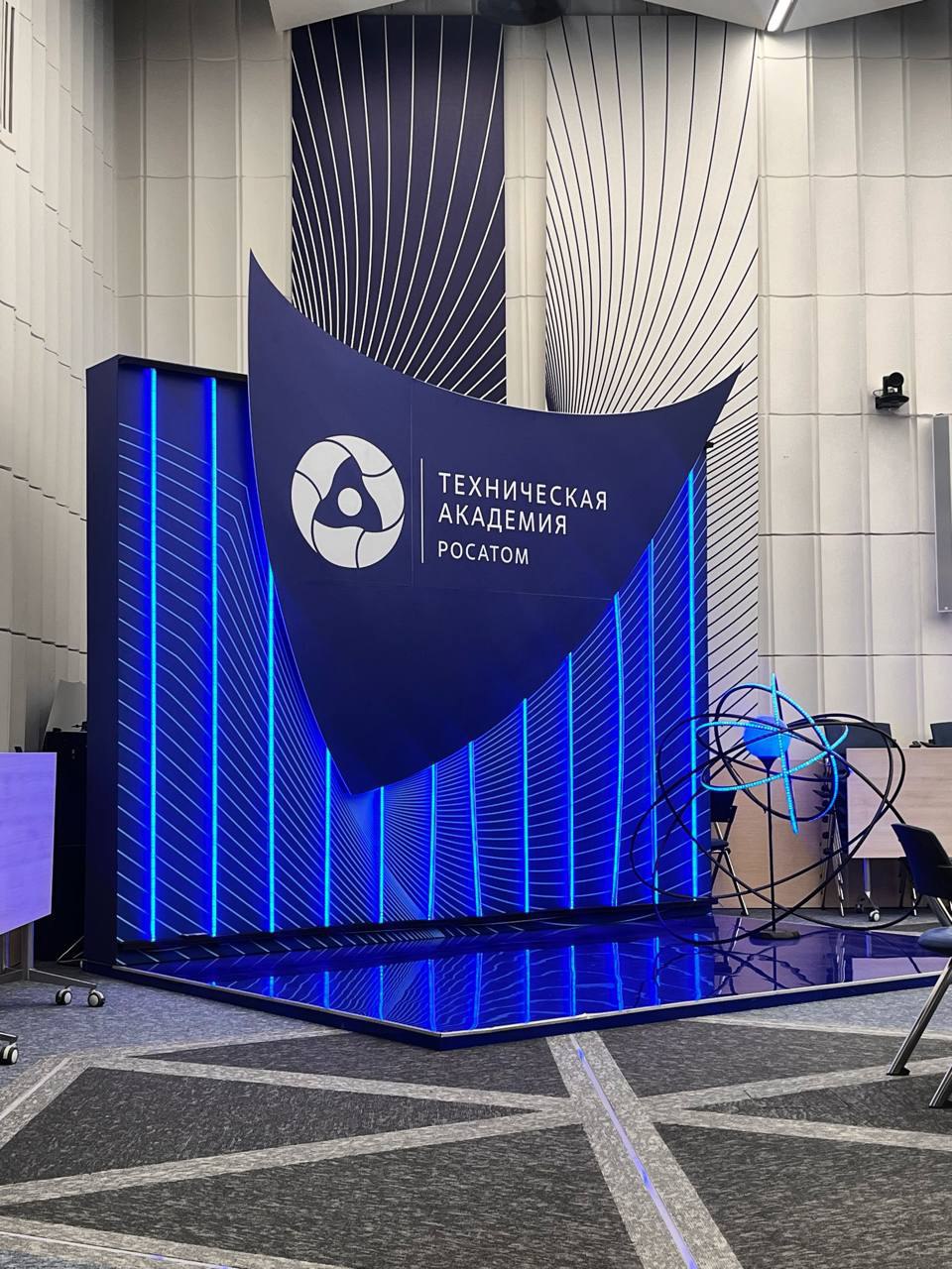 Студенты ИЦО приняли участие в работе проекта "Больше, чем работа"