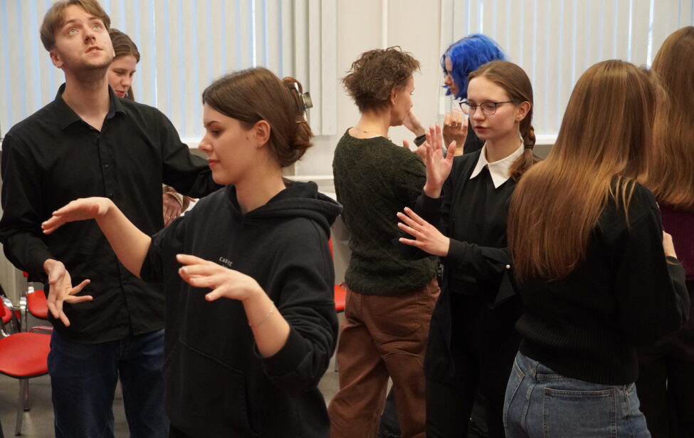 Мастер‑класс: арт‑терапия через призму театрального искусства