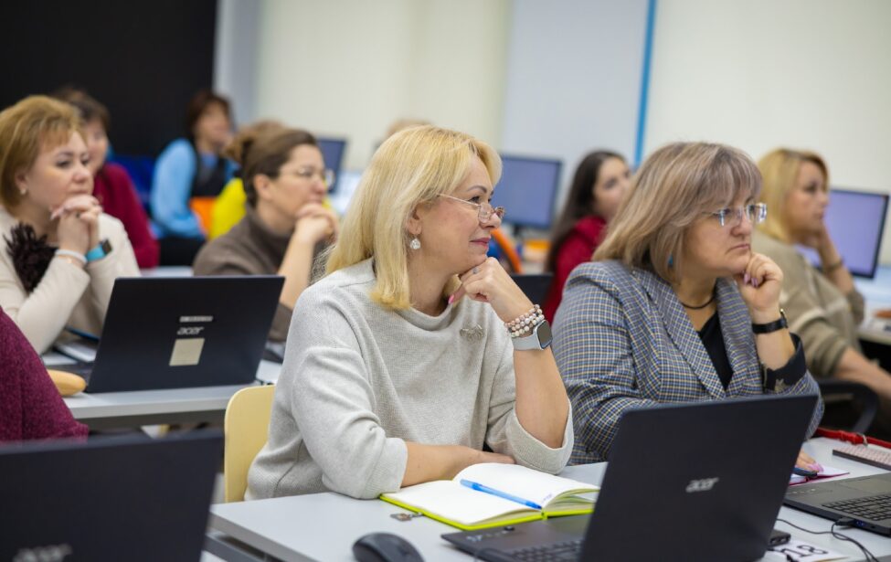 Руководители образовательных организаций Ленинградской области поработали на&nbsp;управленческом тренажёре МГПУ