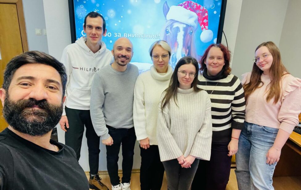 Круглый стол &laquo;Сила слова&raquo;: язык, сознание, цвет