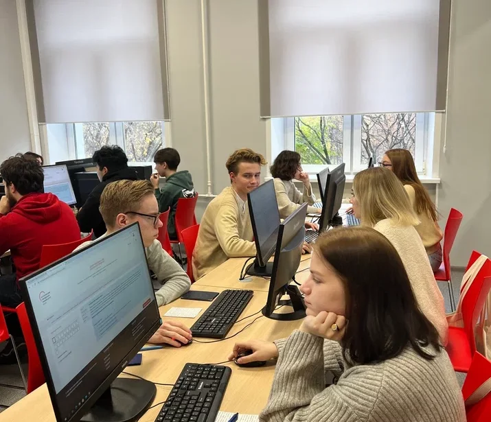 Предметные знания и&nbsp;профессиональная коммуникация