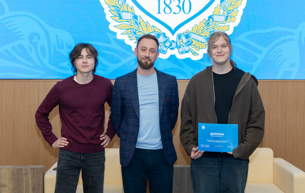 Ученики ИТ-классов защитили технологические проекты перед индустриальными партнерами