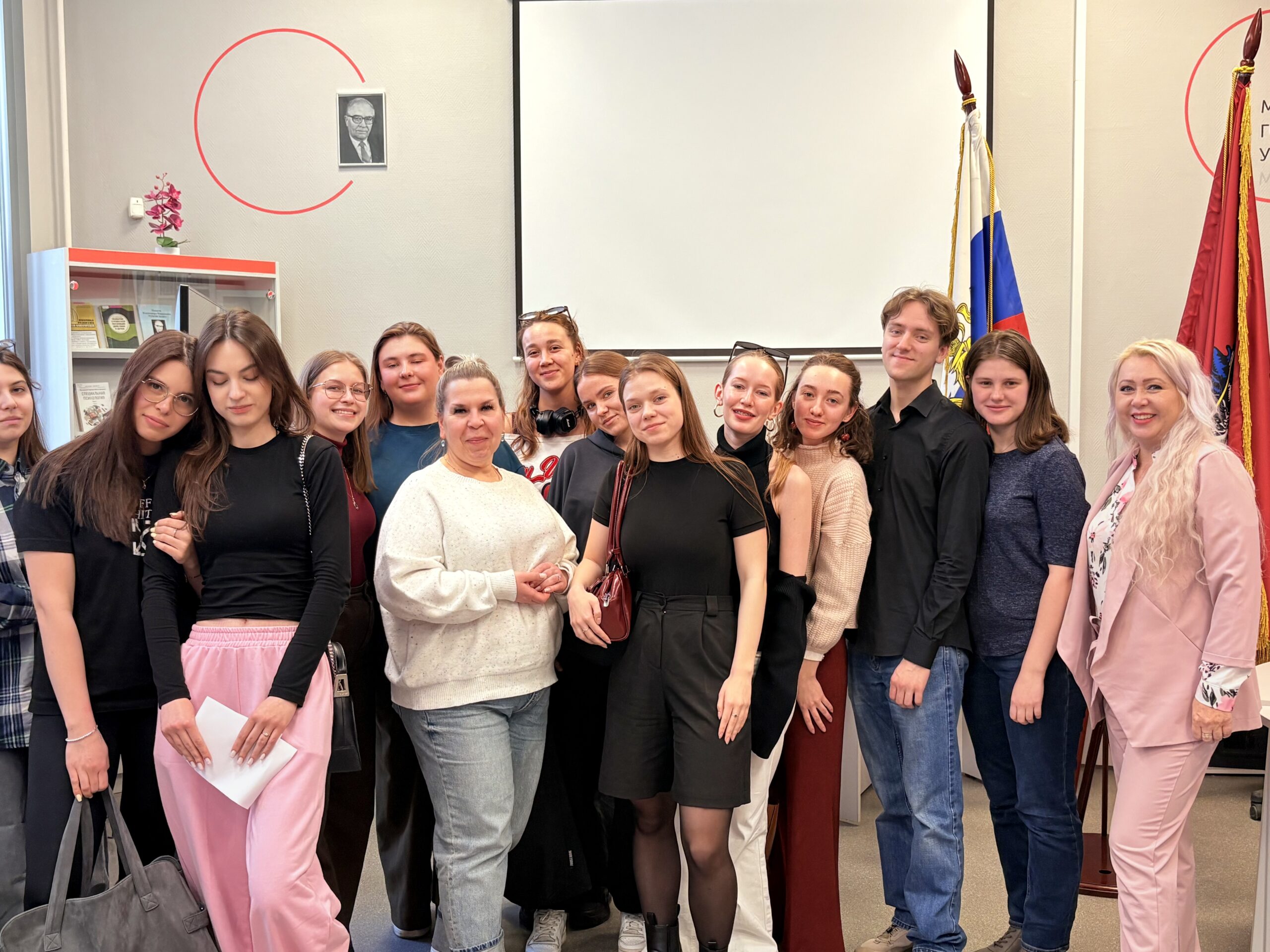 Мастер‑класс по&nbsp;арт‑терапии: работа с&nbsp;образами в&nbsp;синтезе методов