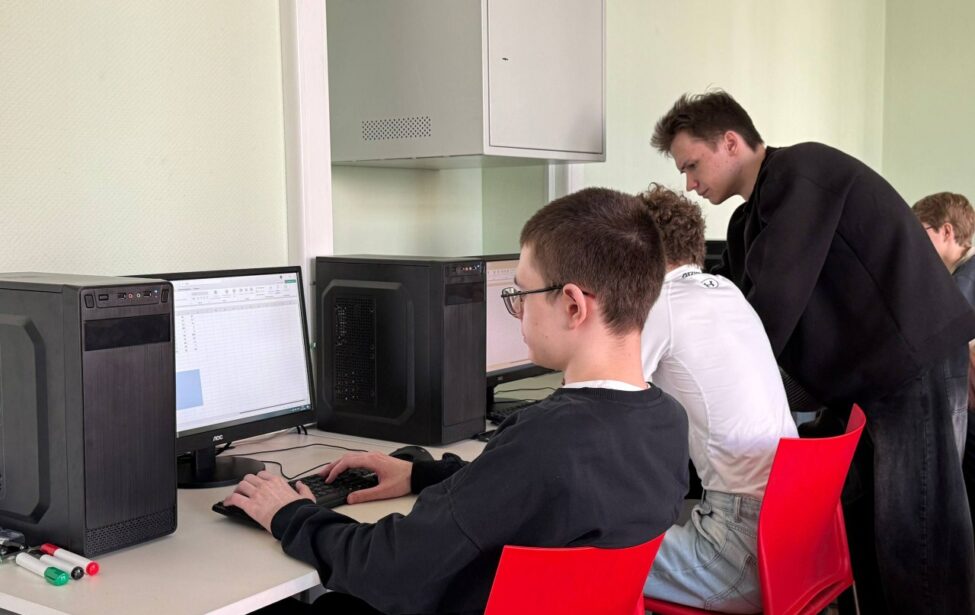 Совместные занятия школьников и&nbsp;студентов ИЦО МГПУ&nbsp;&mdash; шаг к&nbsp;осознанному выбору профессии