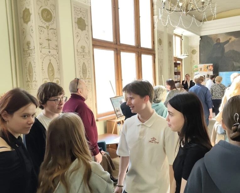 Ученики Предуниверсария МГПУ открыли для себя искусство на&nbsp;Арбате