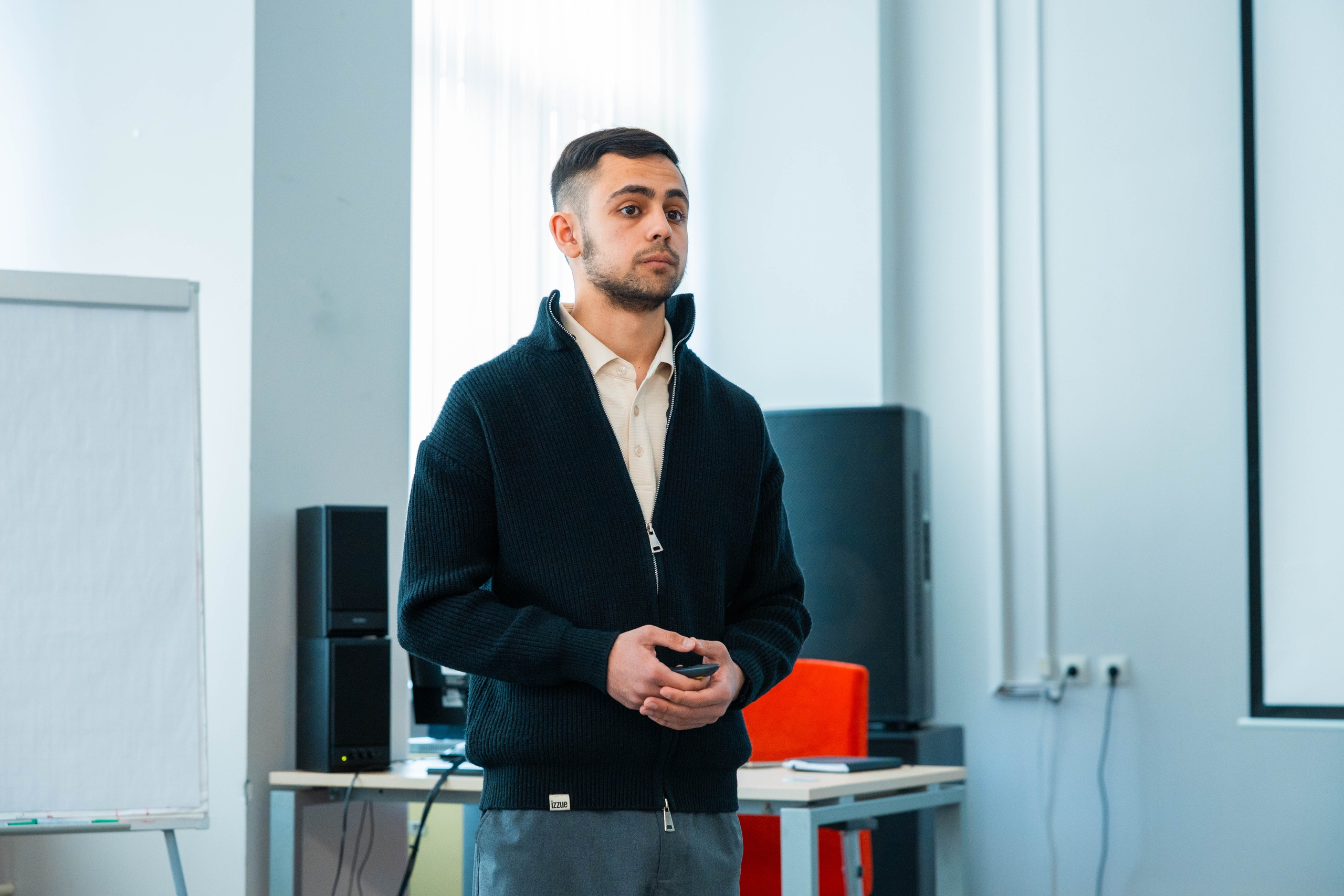 SAjj_e6U1_kcsE32-bUhcwAgF_F4uUYrMBS1gP3FTWEADyVdRQJyWpAyHIbMDQP4gH-Fi_v35ijP1N1vyWXsJjYF